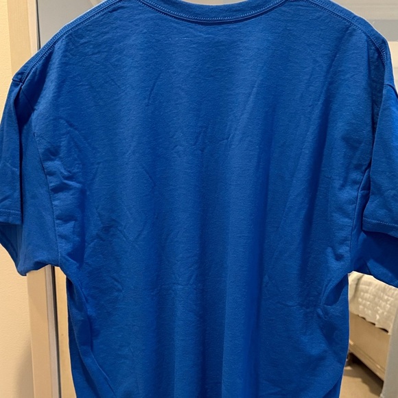 NWOT Gildan Blue Sycamores Basketball Tee (41) - Picture 2 of 3